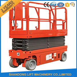 High Rise Telescopic Kerja Platform untuk Elevated Aerial Kerja 3.2km / h Travel Kecepatan