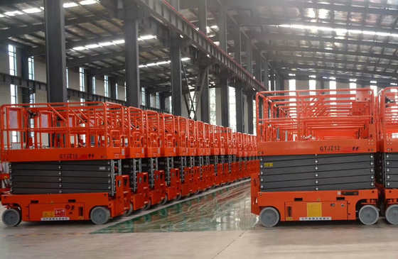 Listrik Telescopic Aerial Work Ponsel Scissor Lift Truk CE 4m -14m 300kg 500kg beban berat